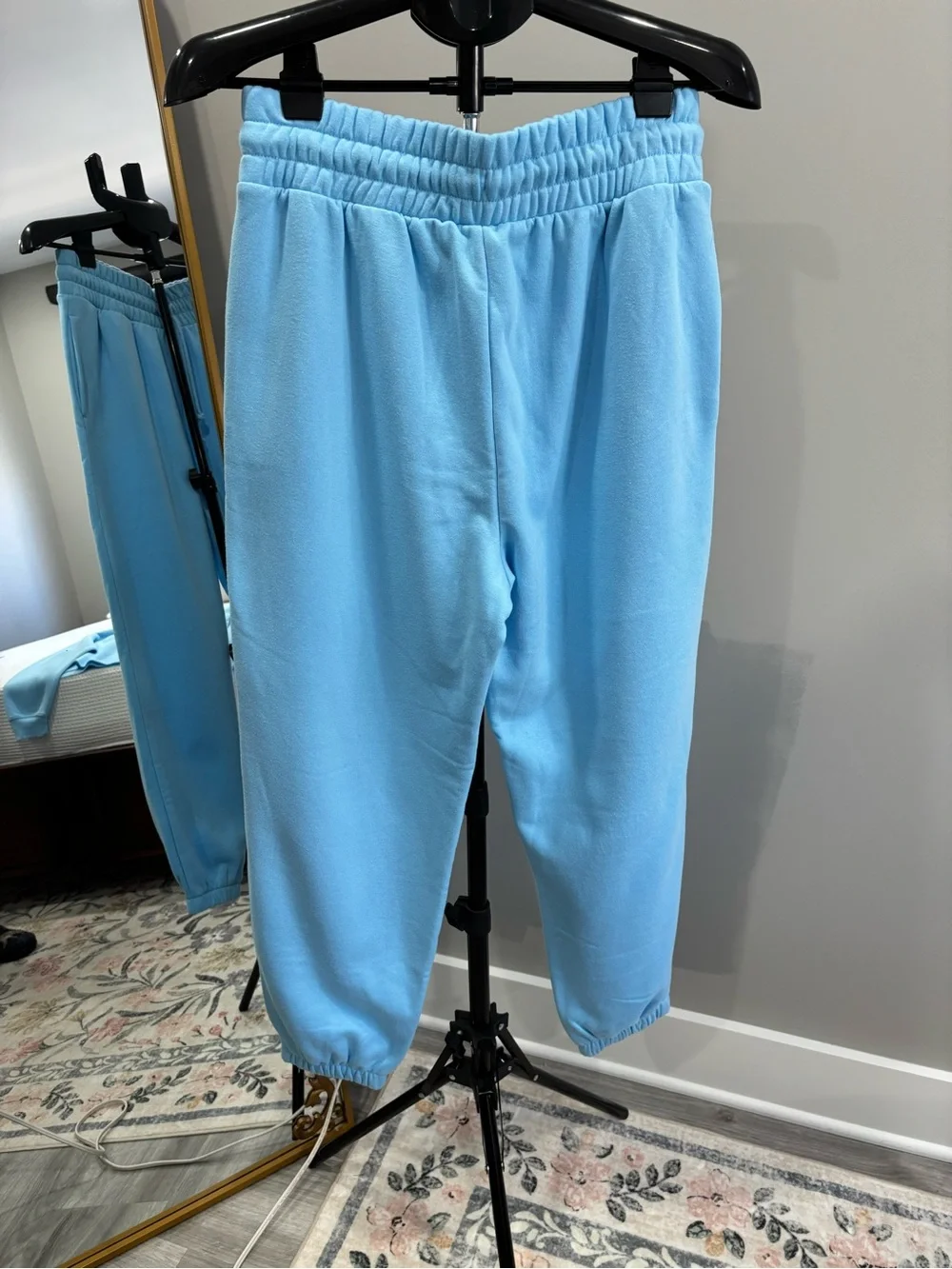 wild fable Light Blue Cropped Sweatshirt & Jogger Sweat Set